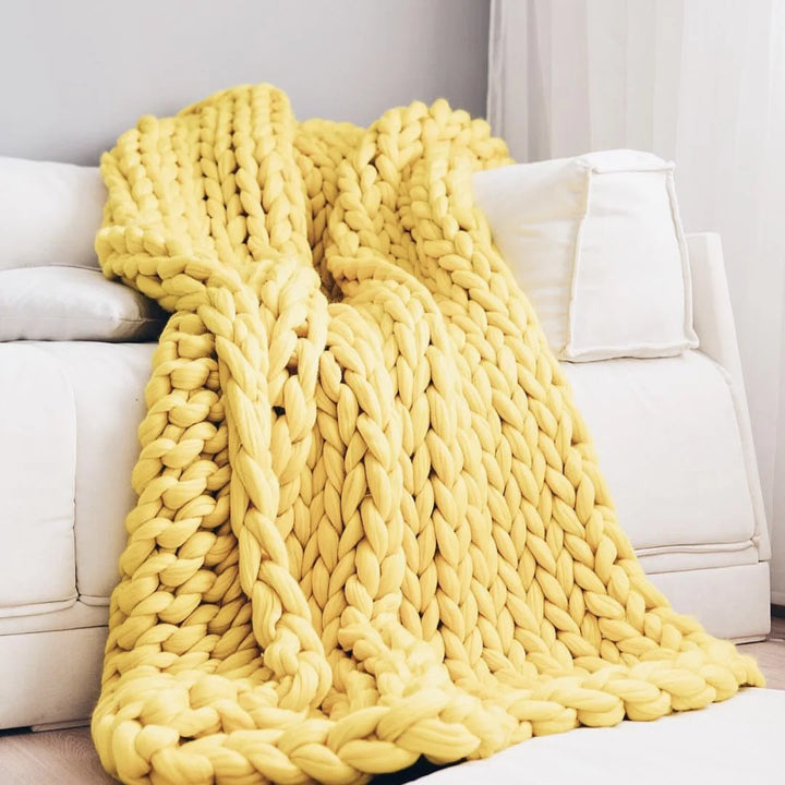 Azura | Chunky Knit Blanket – Cozy Wool Blanket for Every Room – Soft & Warm – Perfect for Sofa and Bed