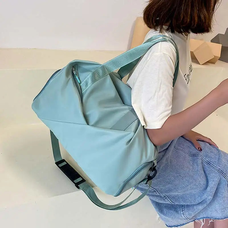 Azura | Sports bag - Stylish multifunctional sports bag for any occasion