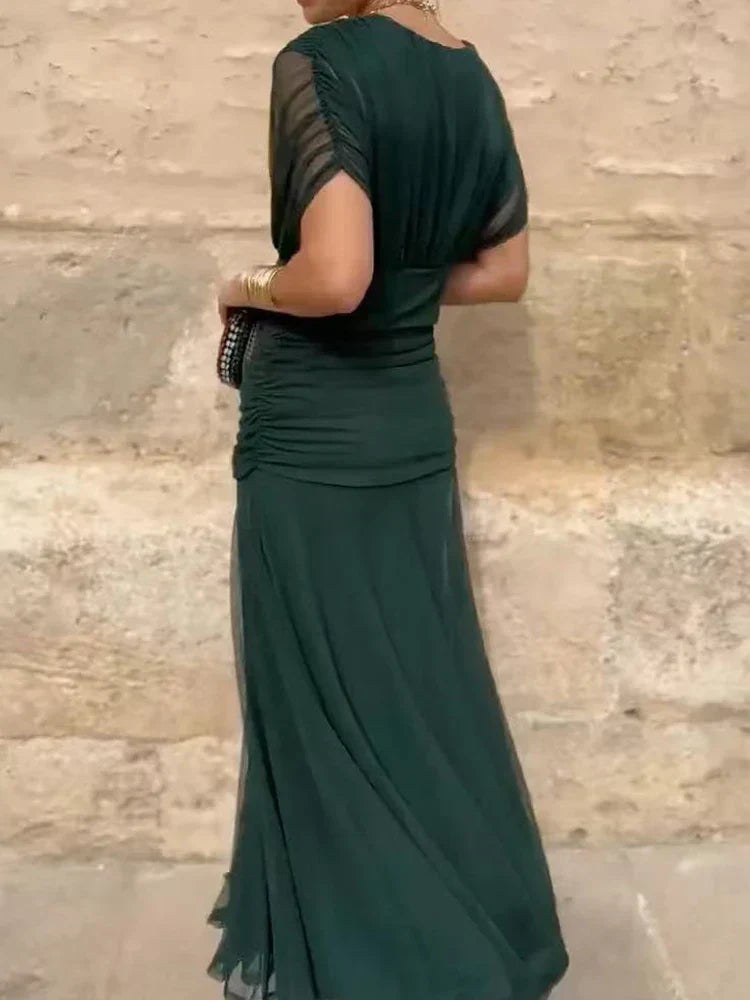 Hayden Laluna® | Elegant Dress With V-Neckline