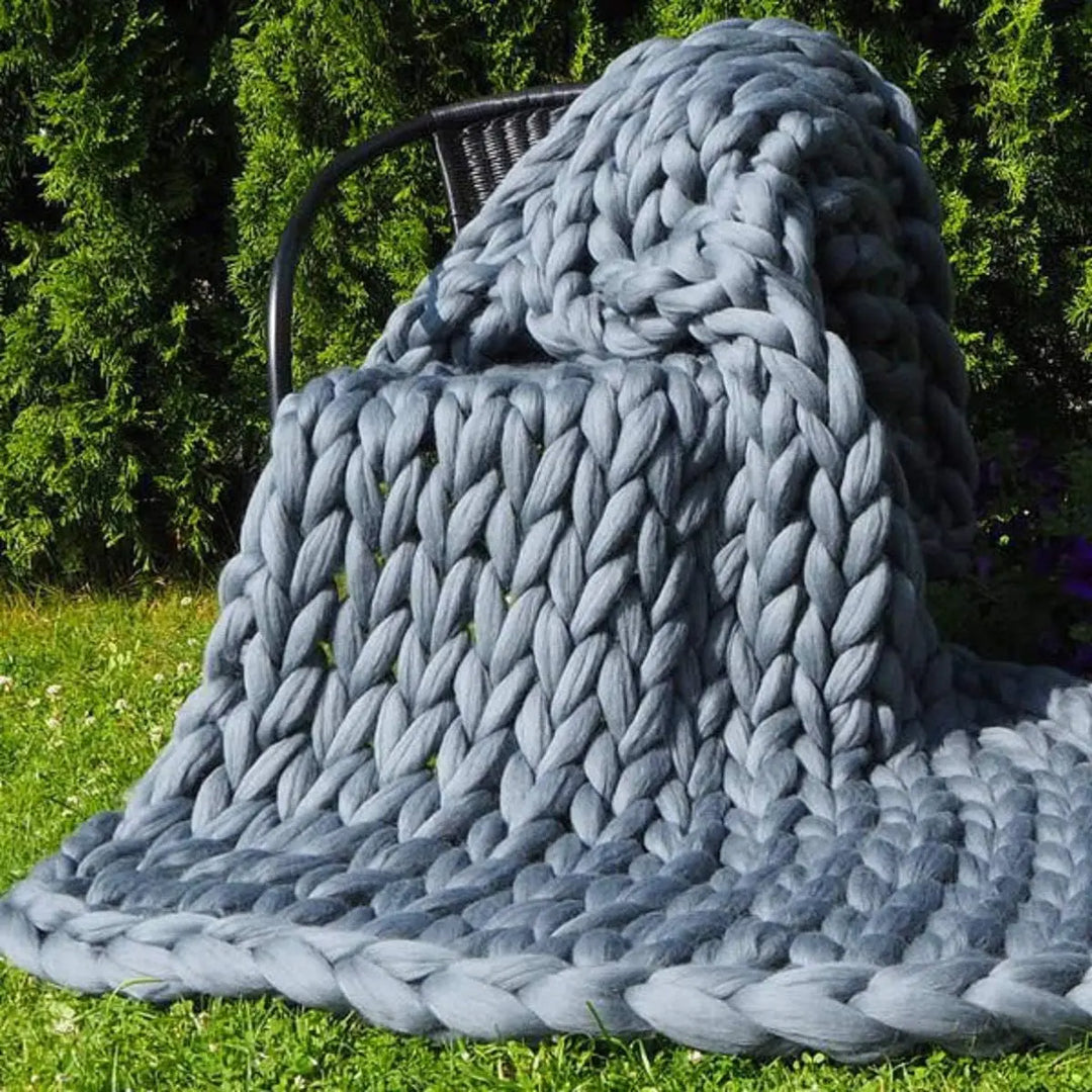 Azura | Chunky Knit Blanket – Cozy Wool Blanket for Every Room – Soft & Warm – Perfect for Sofa and Bed