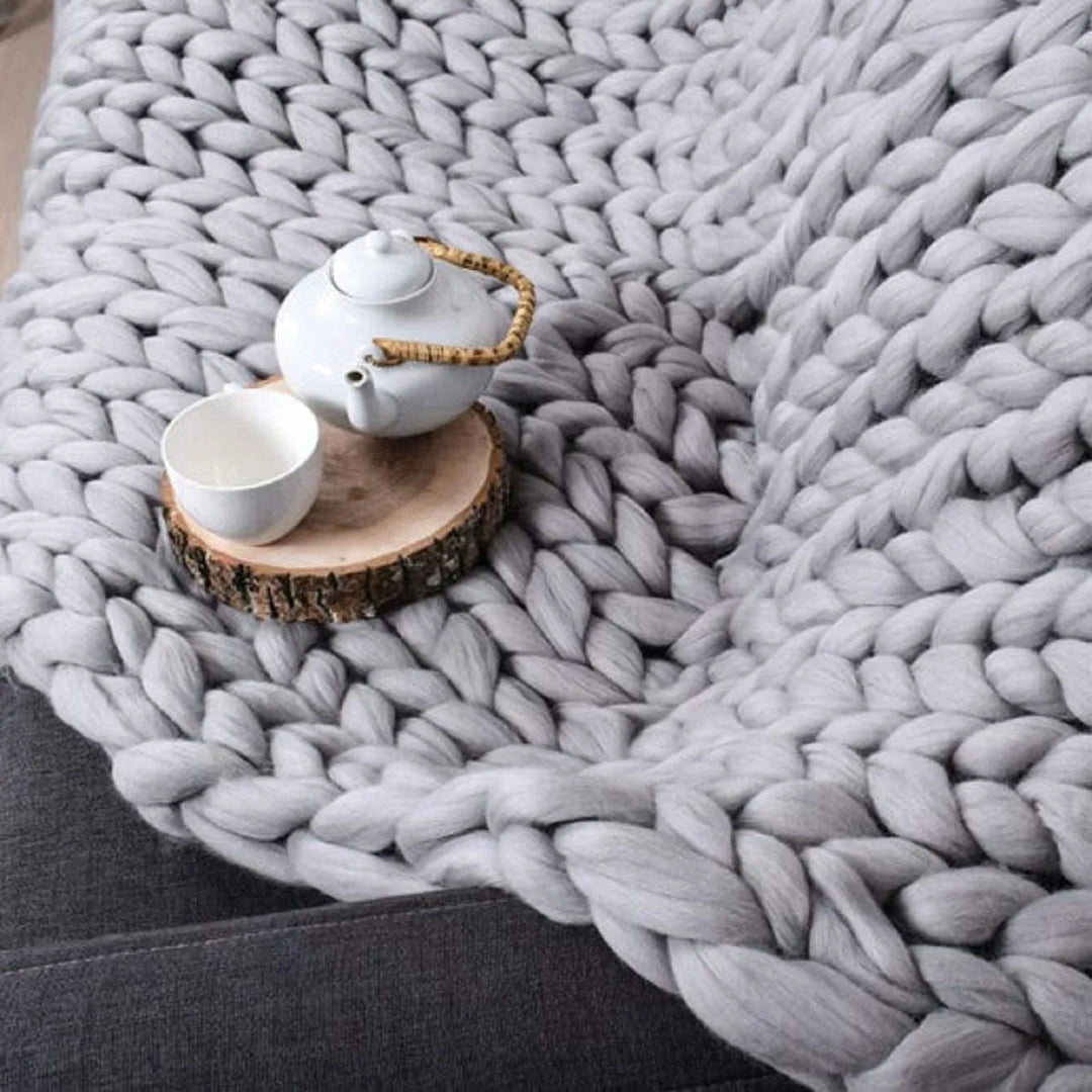 Azura | Chunky Knit Blanket – Cozy Wool Blanket for Every Room – Soft & Warm – Perfect for Sofa and Bed