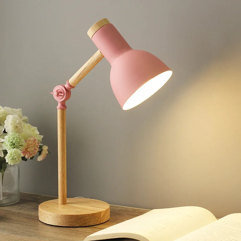 BowLift | Dyed Wooden Table Lamp