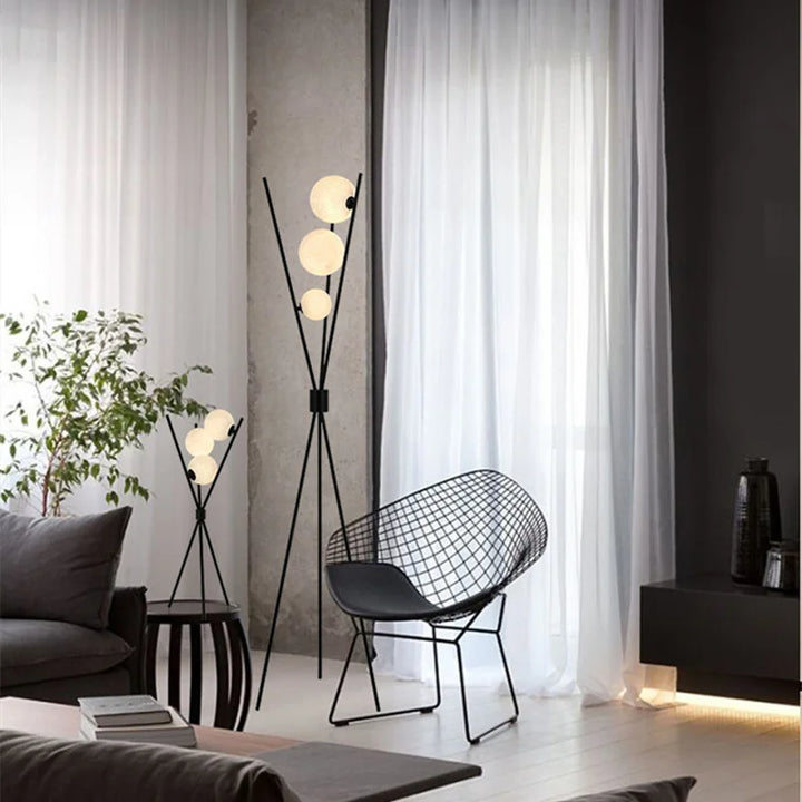 BowLift | LunaGlow 3D Moon Floor Lamp modern design with tripod LED!