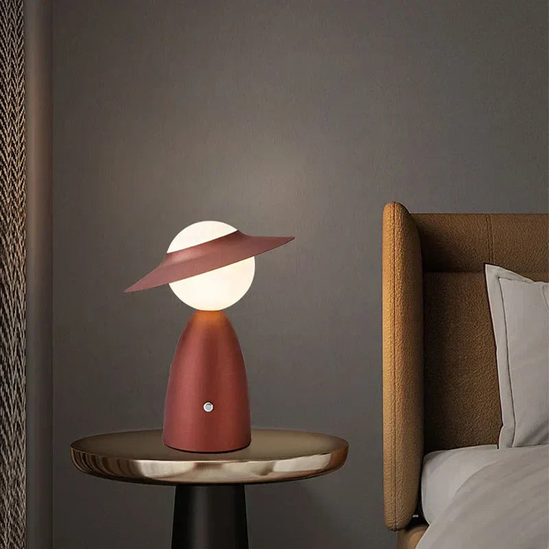 BowLift | Battery Table Lamp Man with Hat