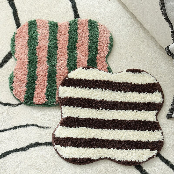 BowLift | Quilted striped chair cushion