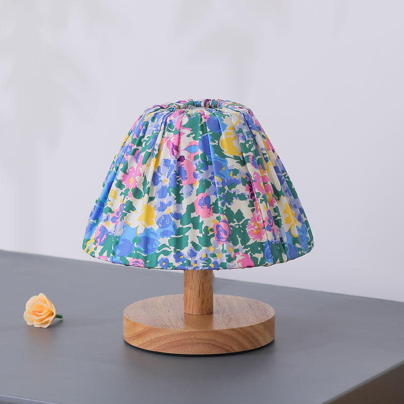 BowLift | Modern Minimalist Creative Iron Flower Shape 1-Lamp Table Lamp
