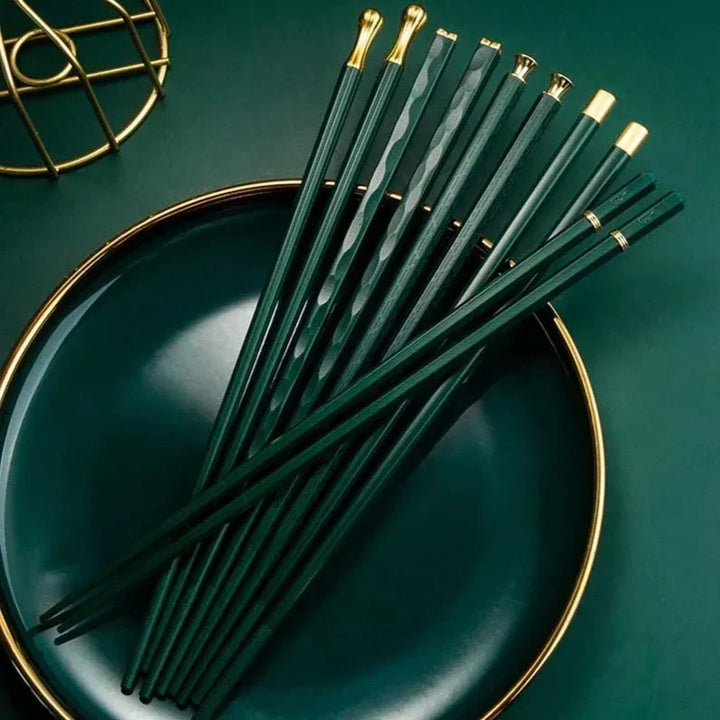 BowLift | DineLux – Luxurious Chopstick Set with Refined Designs (5 Pairs)