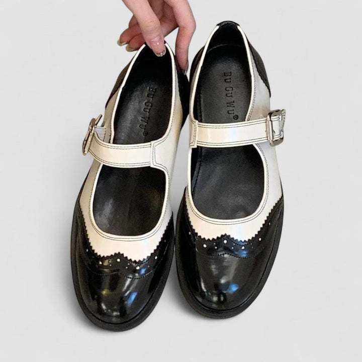 CAITLYN – CLASSIC MARY JANE FLATS