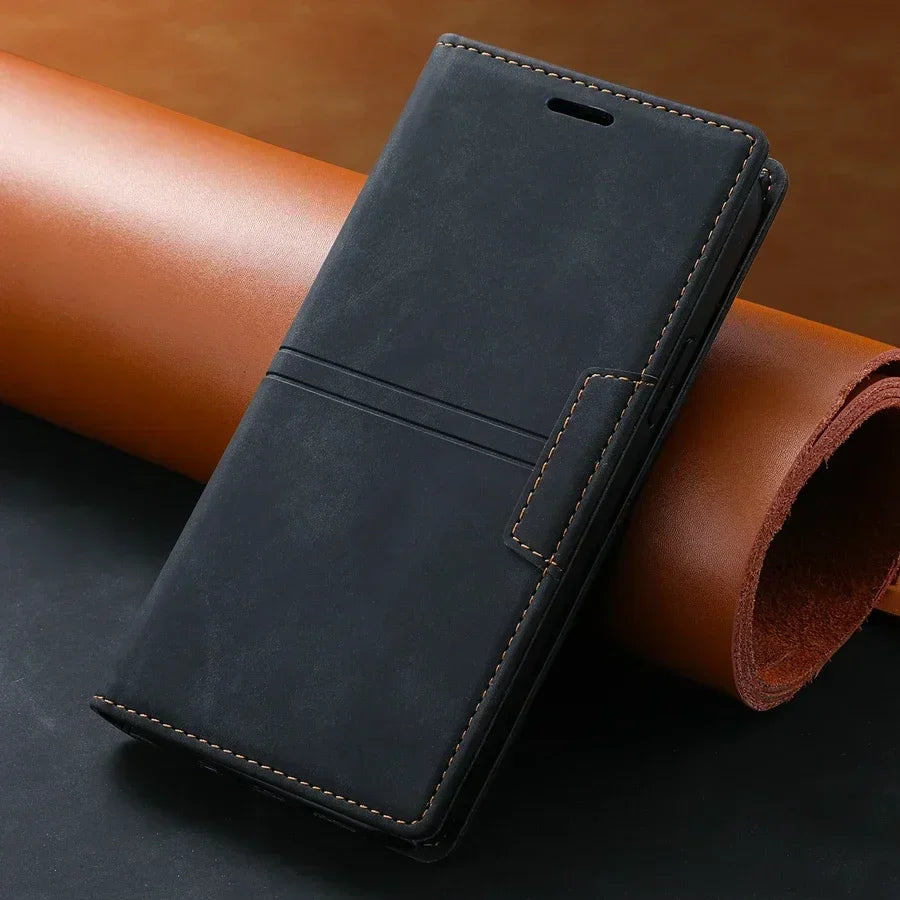 Azura | Phone Case Wallet with Magnetic Closure