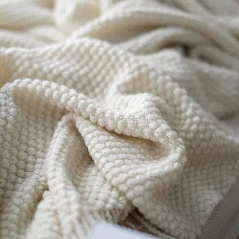 Azura | CREAM WHITE BLANKET