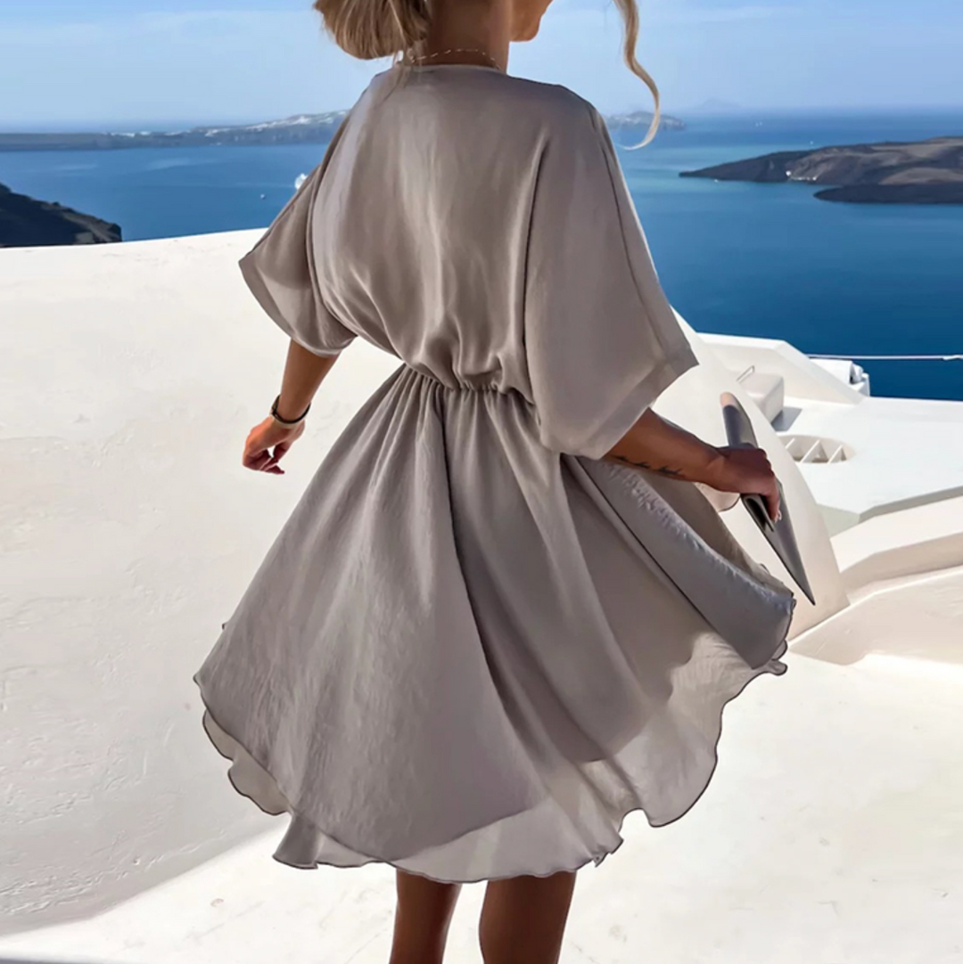 Kiana - Chic Flowy Mini Dress