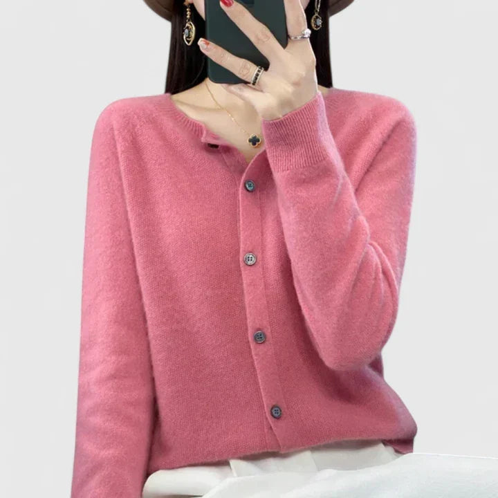 Lyxandria | Comfortable Cardigan