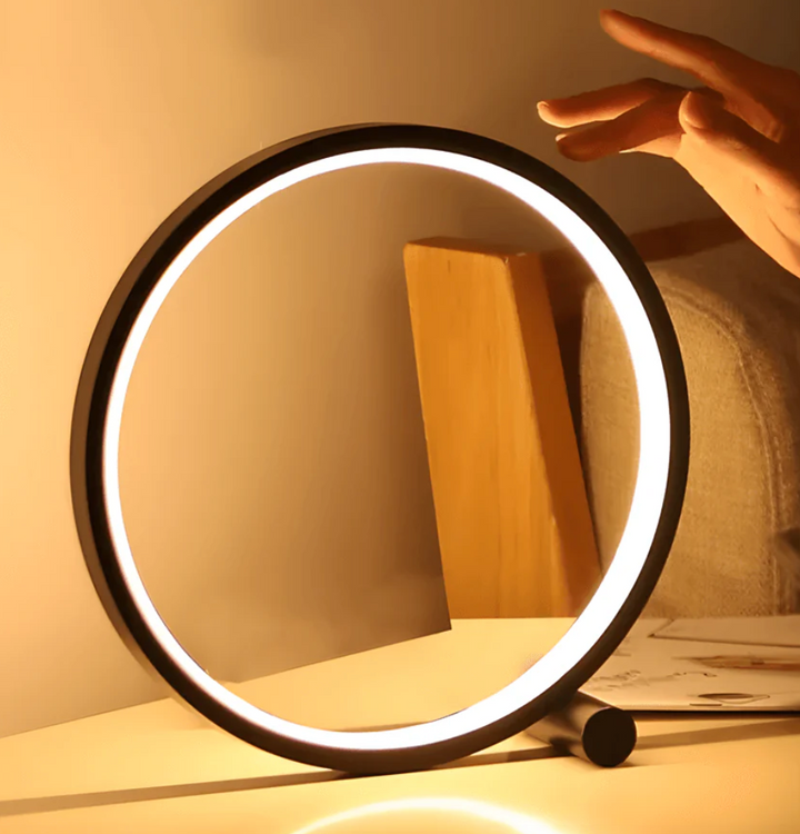 BowLift | Minimalistic table lamp with touch and dimming function