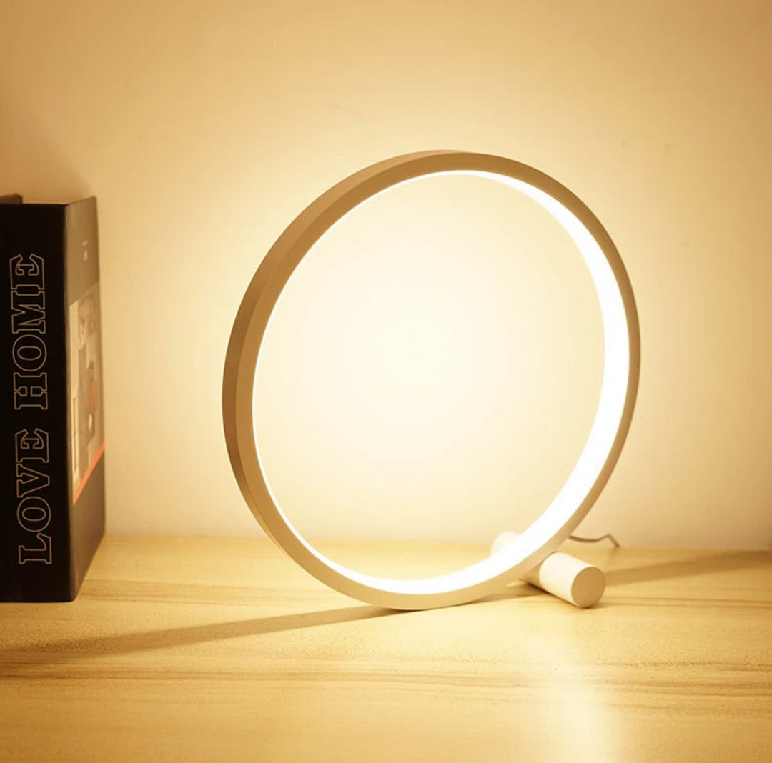 BowLift | Minimalistic table lamp with touch and dimming function