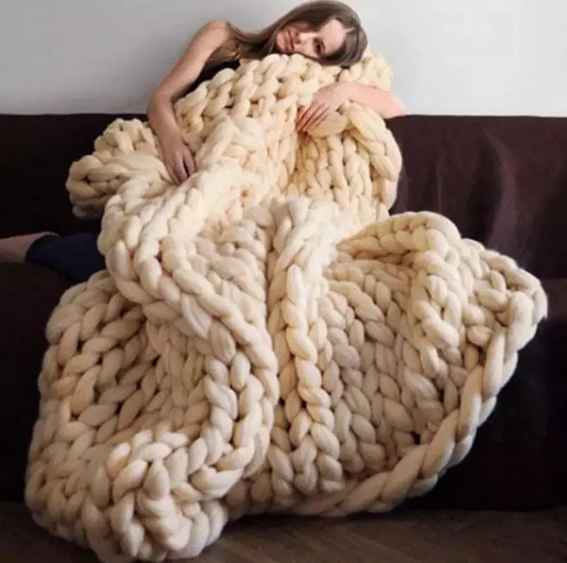 Azura | Chunky Knit Blanket – Cozy Wool Blanket for Every Room – Soft & Warm – Perfect for Sofa and Bed
