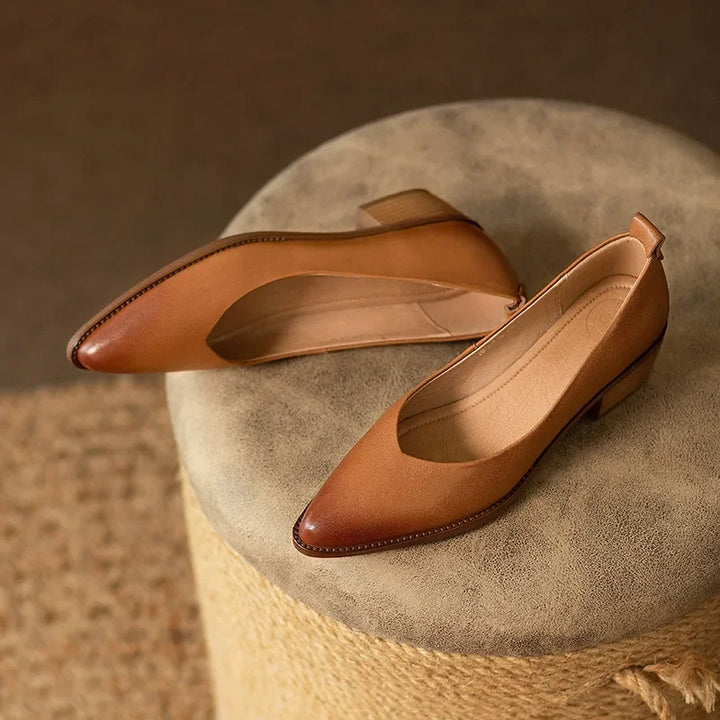 Helen Classic Pumps