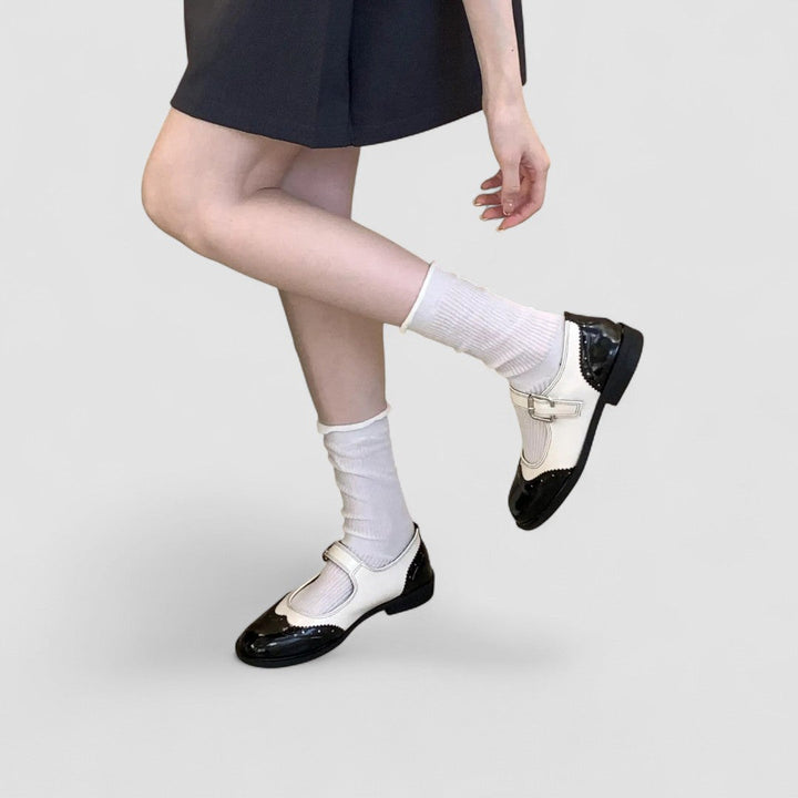 CAITLYN – CLASSIC MARY JANE FLATS