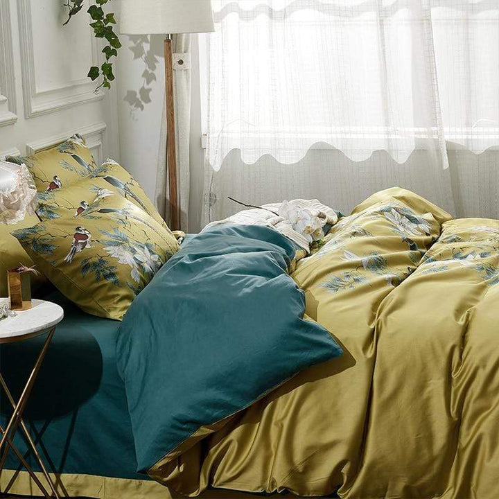 BowLift | TranquilGold – Soft Egyptian Cotton Pillowcase Set for Relaxing Sleep