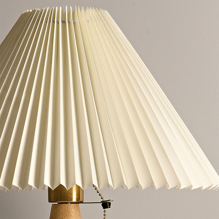 BowLift | AntiqueRadiance – Elegant Wood and Metal Table Lamp