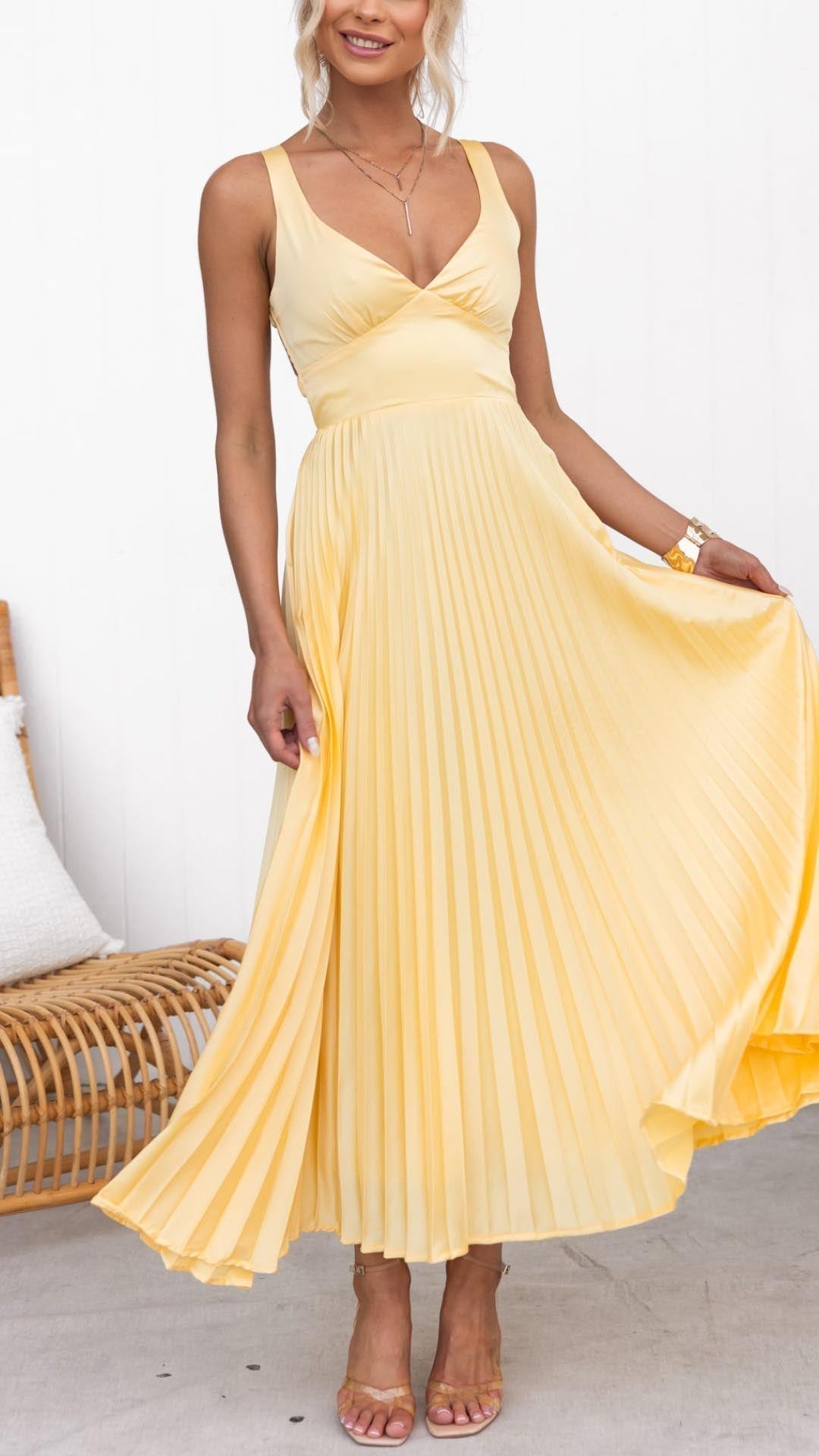 Jane | Elegant Pleated V-Neck Maxi Dress.