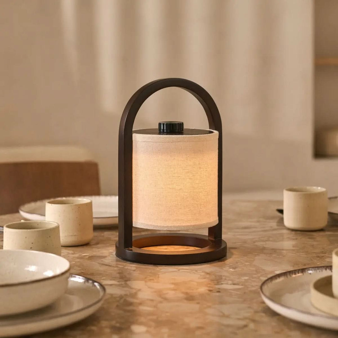 BowLift | LightWonder Wood – Cordless Table Lamp made of Natural Wood