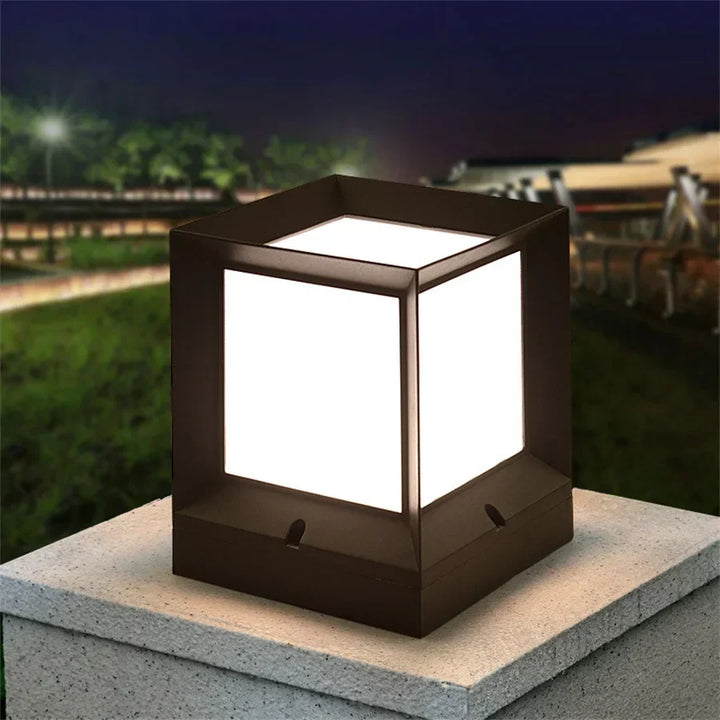 BowLift | Tor floor lamp for outdoors