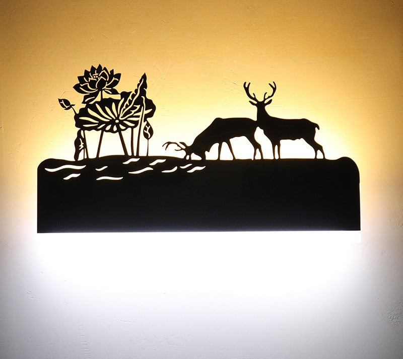 BowLift | Wall lamp with versatile design