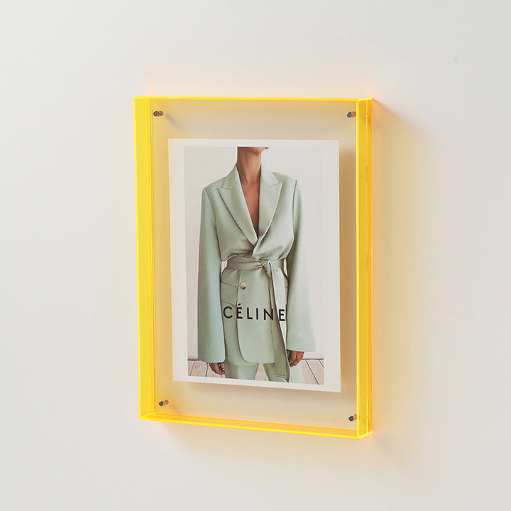 BowLift | Transparent Acrylic Photo Frame