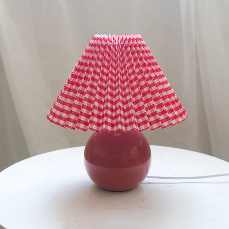 BowLift | Luminous Heritage: Vintage Table Lamp with Pleated Shade – Elegant Antique Retro Nightstand Lighting Solutions