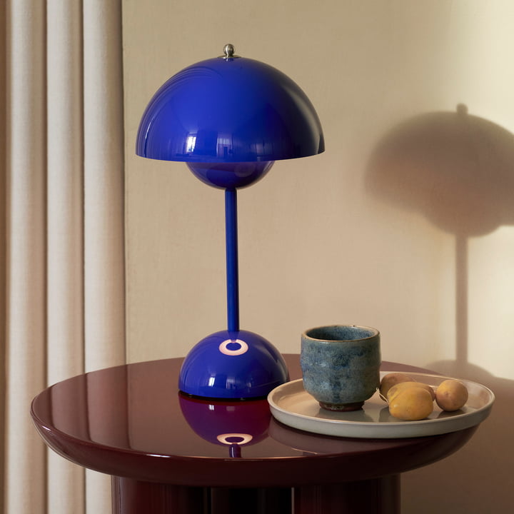 BowLift | LED Table Lamp Ambient Lighting Modern Interior