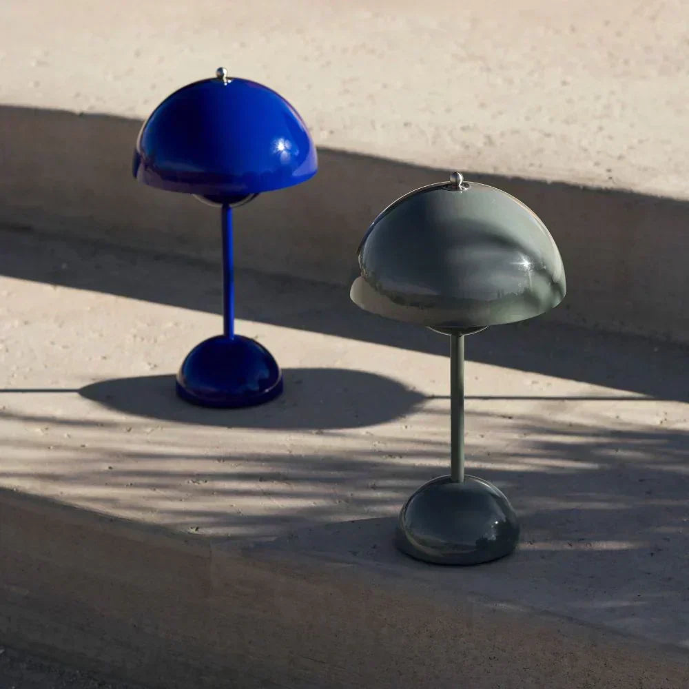 BowLift | LED Table Lamp Ambient Lighting Modern Interior