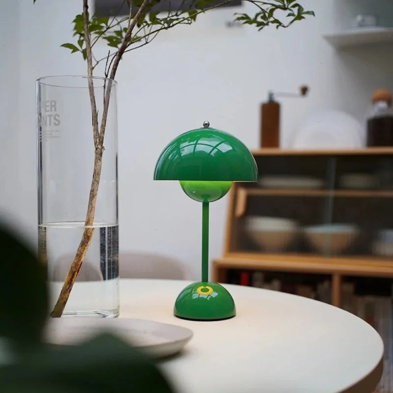 BowLift | LED Table Lamp Ambient Lighting Modern Interior