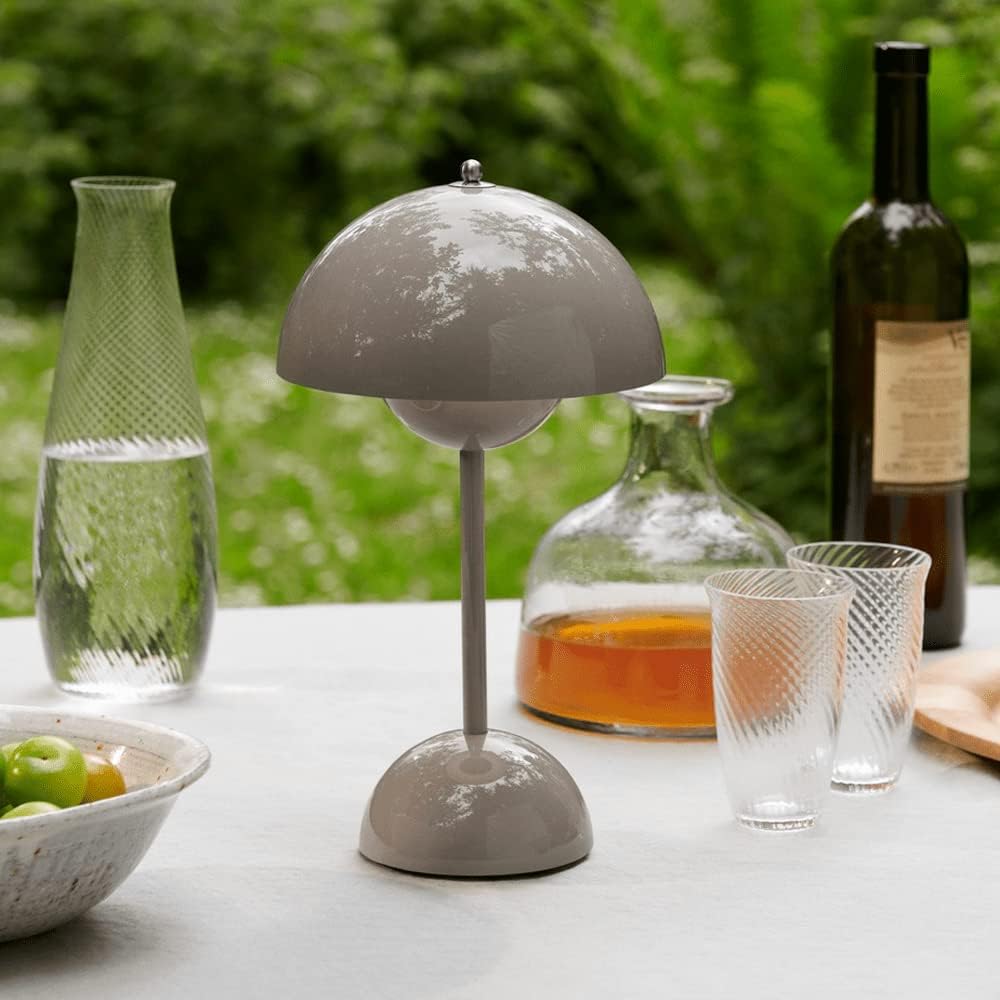 BowLift | LED Table Lamp Ambient Lighting Modern Interior