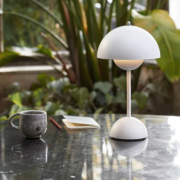 BowLift | LED Table Lamp Ambient Lighting Modern Interior
