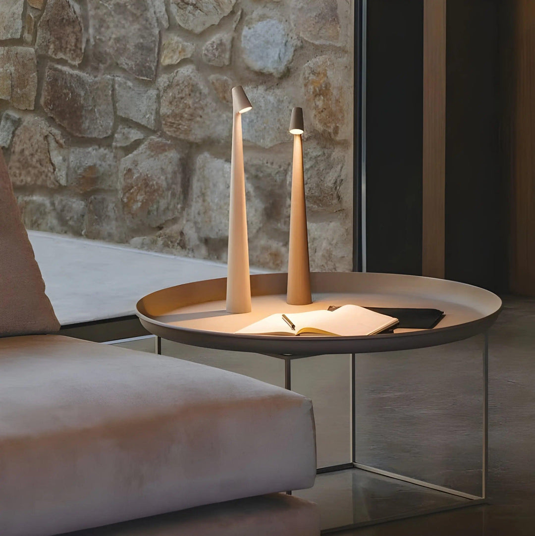 BowLift | Dorsø - L'ummiere D'apol table lamp
