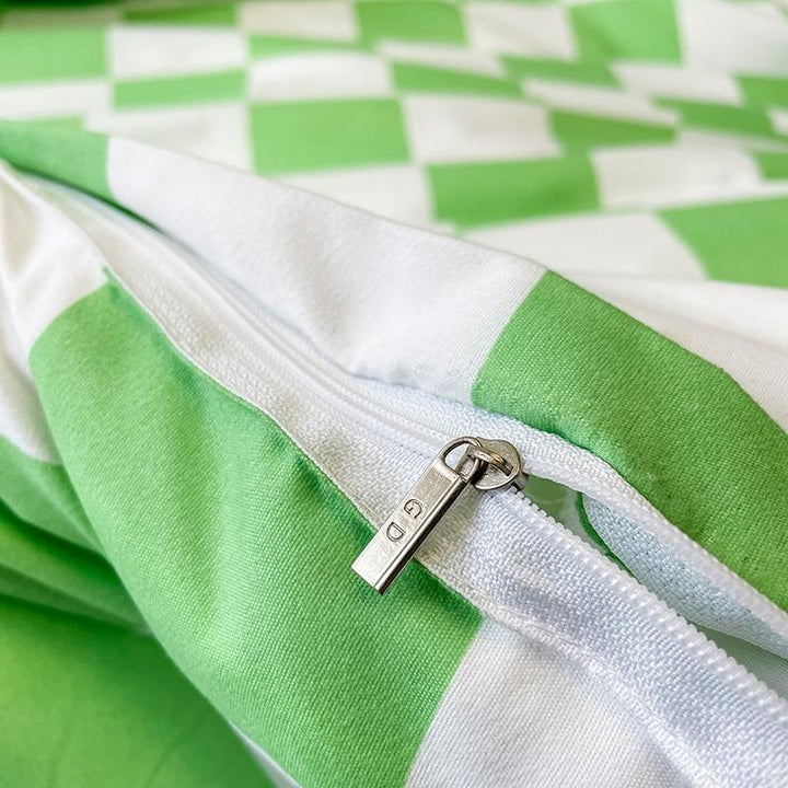 BowLift | Checked Bedding Set