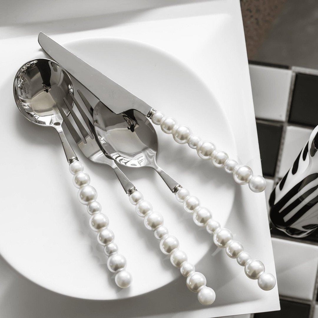 BowLift | Pearl Cutlery
