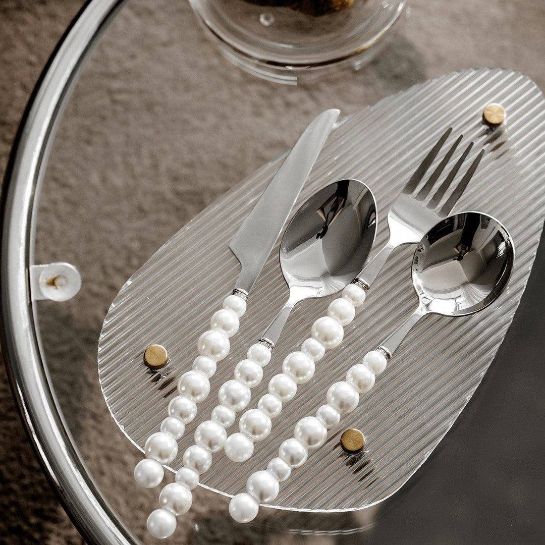 BowLift | Pearl Cutlery