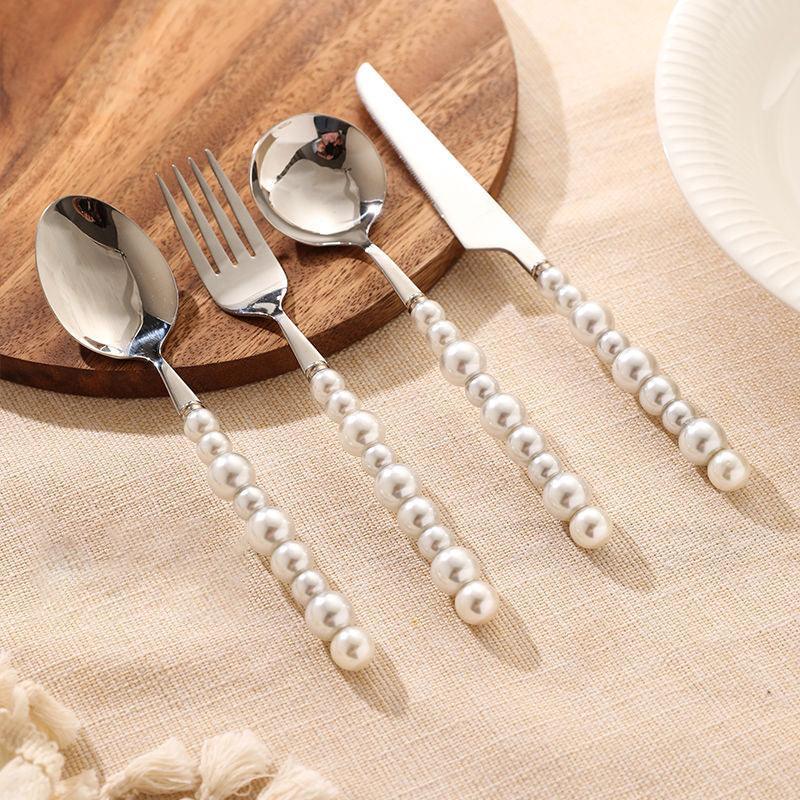 BowLift | Pearl Cutlery