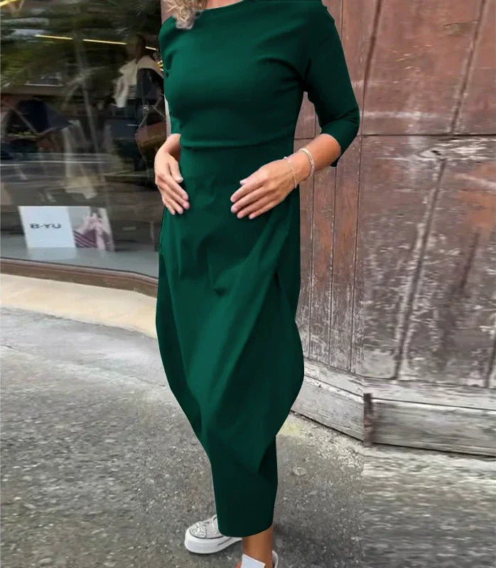 Elizabeth | Timeless Dress with Practical Sophistication