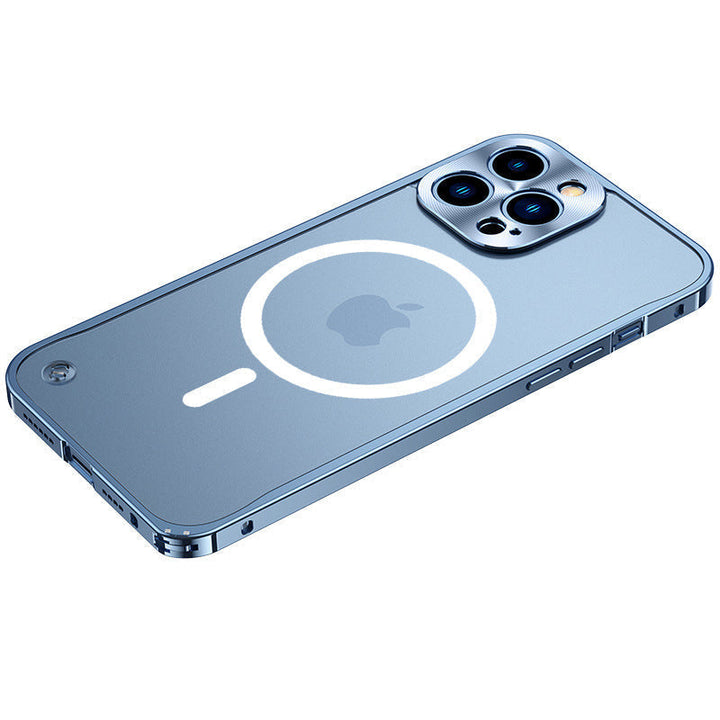 Magnetic phone case for iPhone with metal frame | Azura