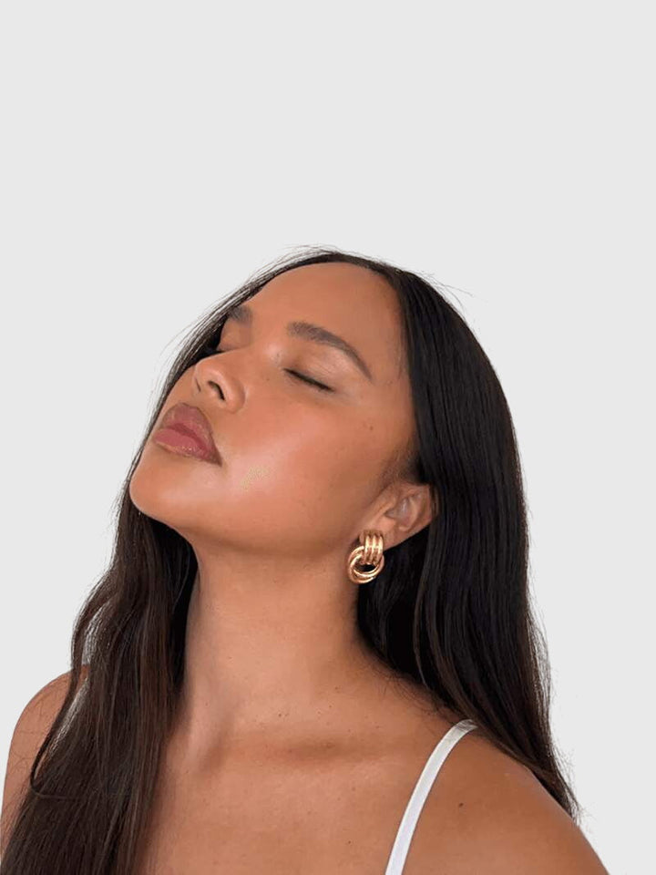 Connie | Knot Earrings
