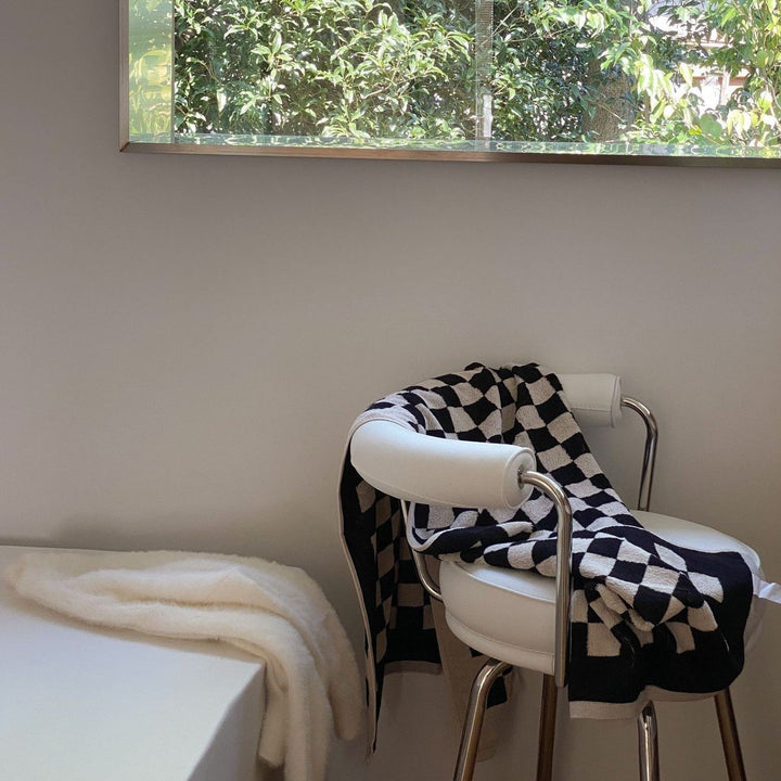 BowLift | Checkerboard Plus Towel Collection