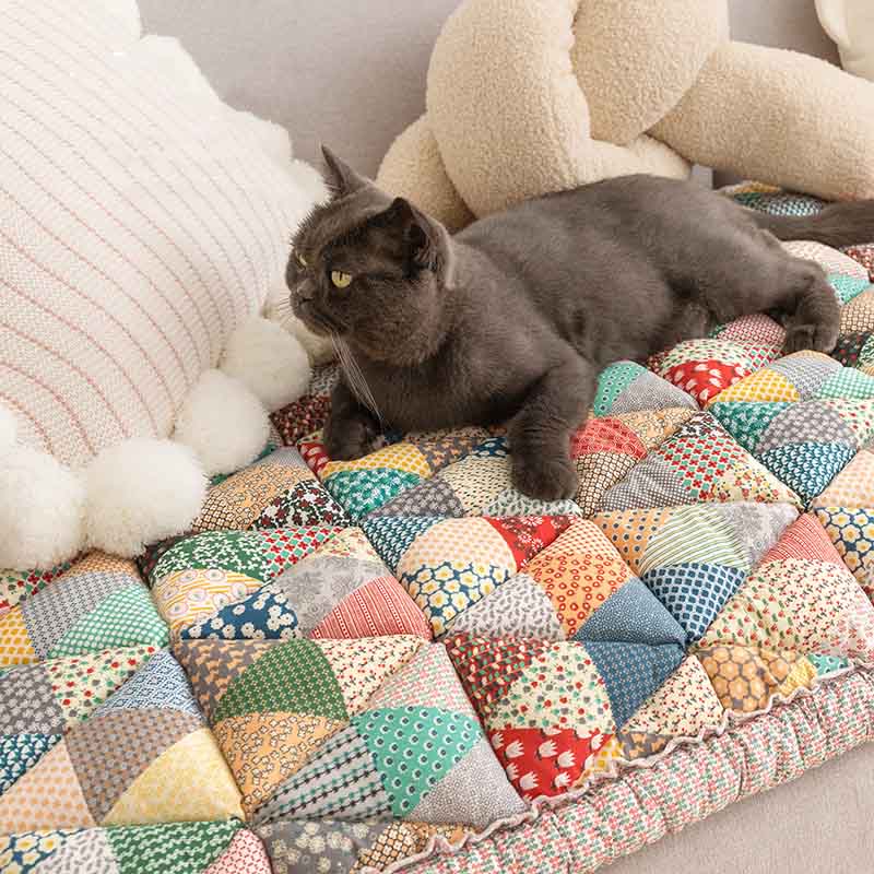 Comfortable Sofa Cover - GardenGuard Bowlift