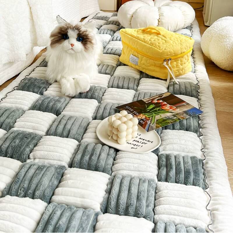 Comfortable Sofa Cover - GardenGuard Bowlift