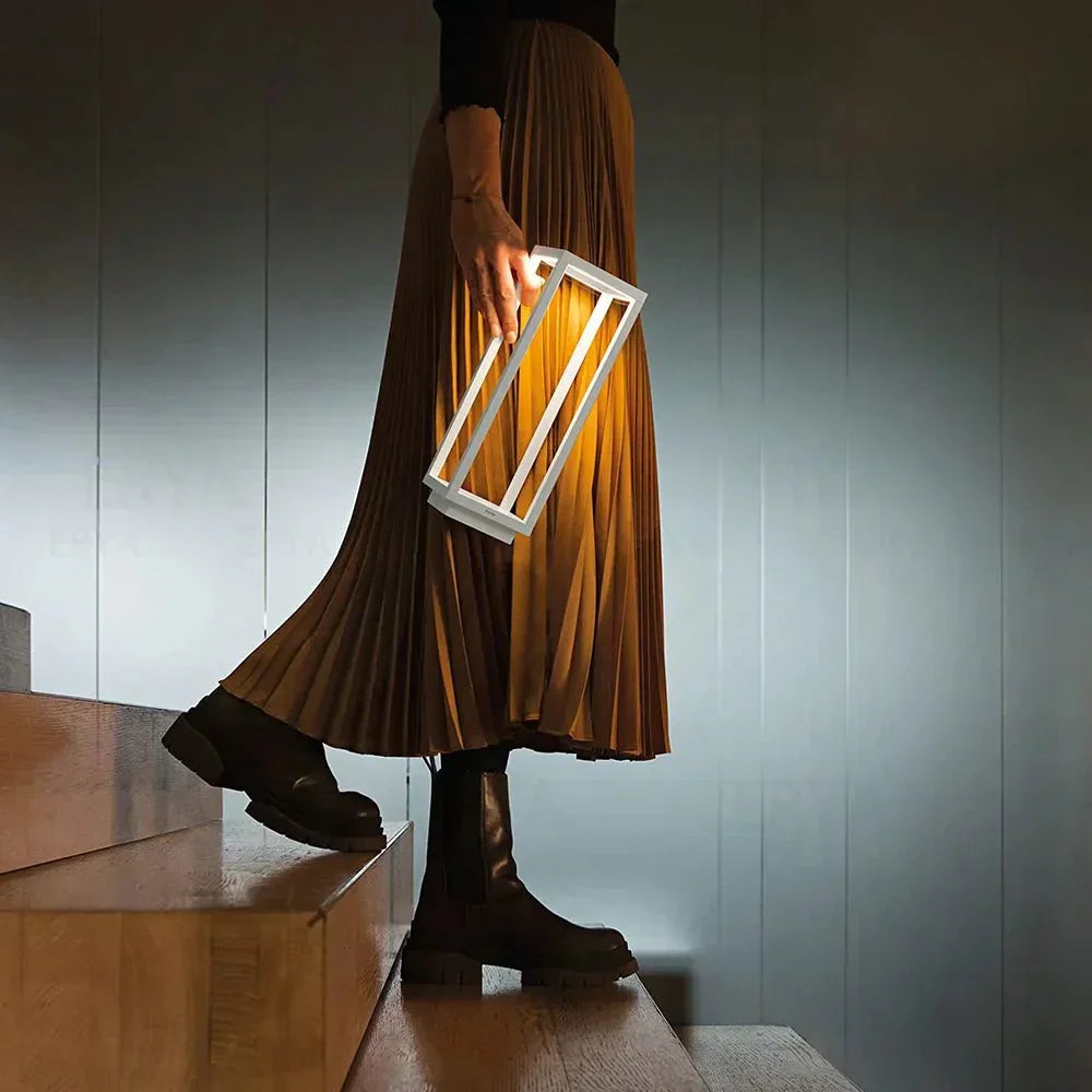 BowLift | Wireless LED Touch Sensor Table Lamp