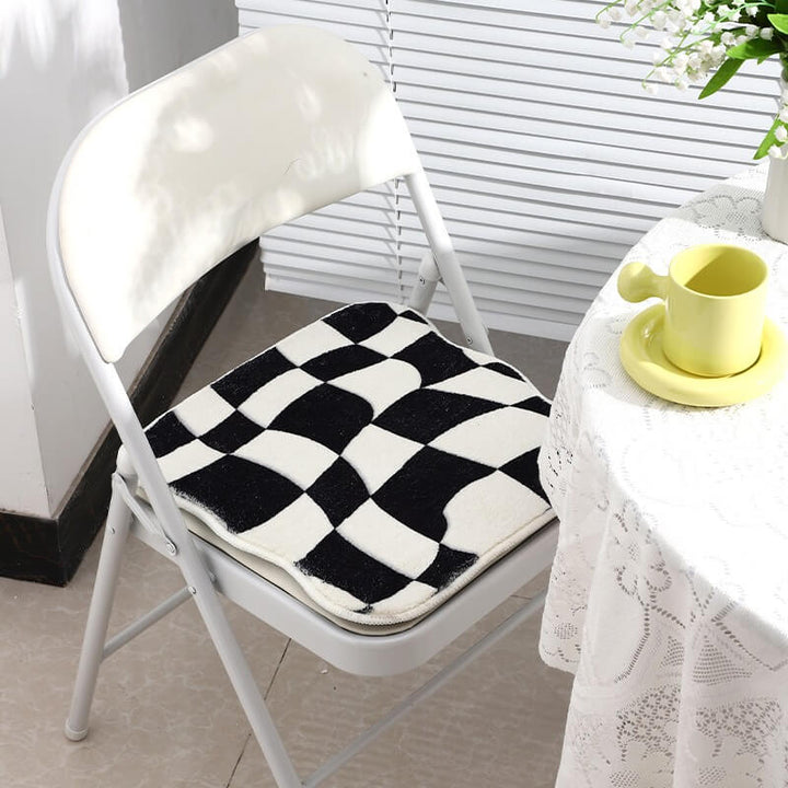 BowLift | Curvy Checker Mini Tufted Carpet