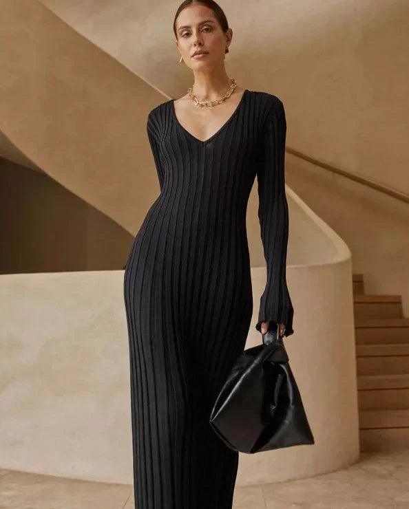 Sara - New Knitted Midi Dress