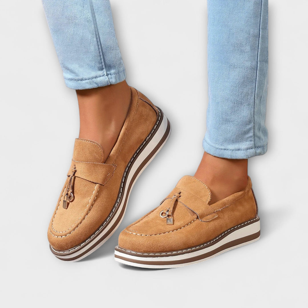 Halo – Everyday Boots with Round Toe