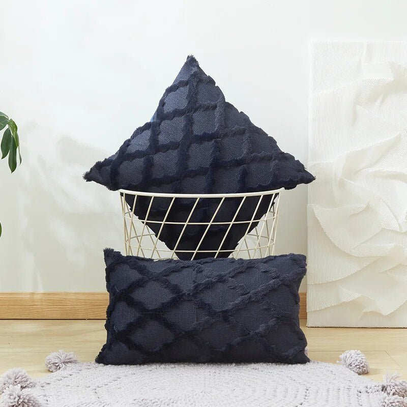 BowLift | Lush Cushions - Elegance and comfort for your room